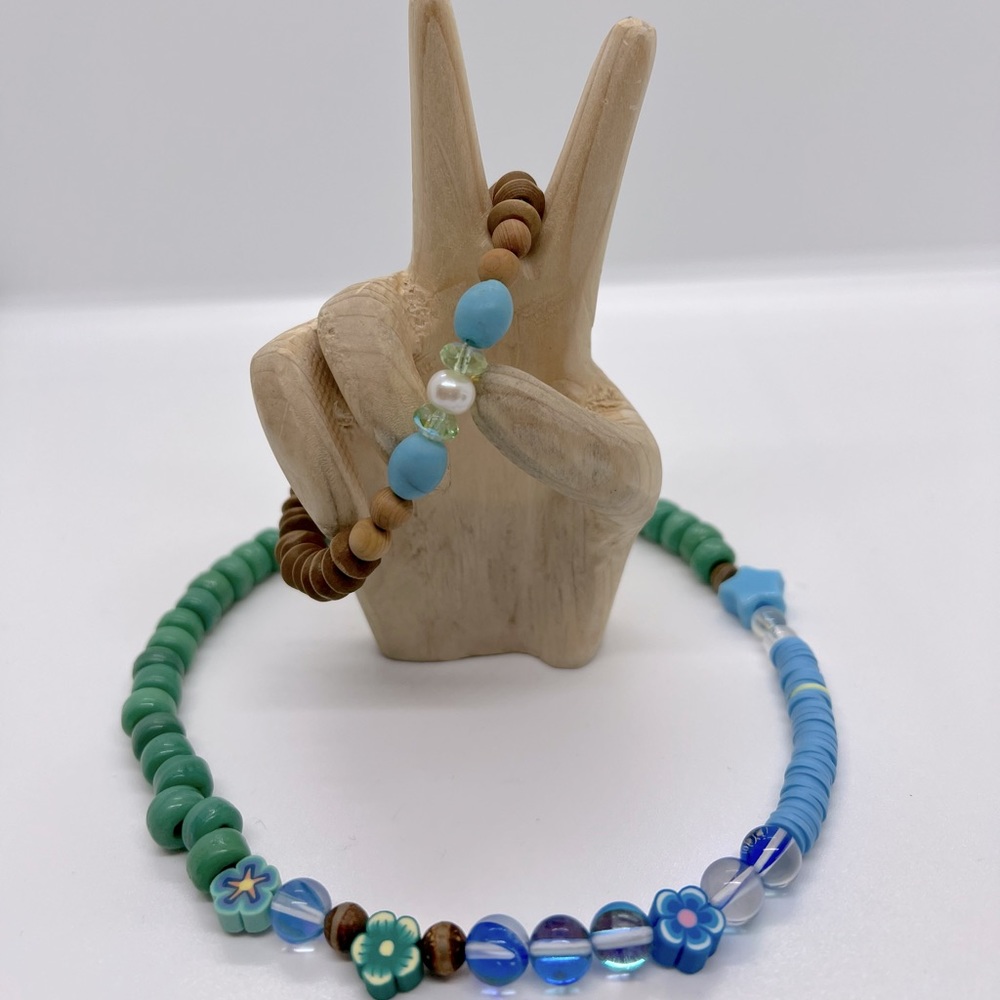 Beachy handmade beaded bracelet with matching choker